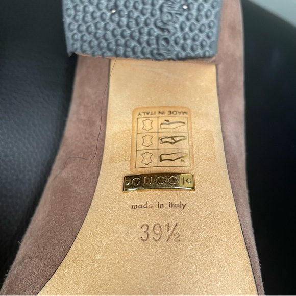 Gucci suede buckle toe pumps size 39.5 - Picture 10 of 10